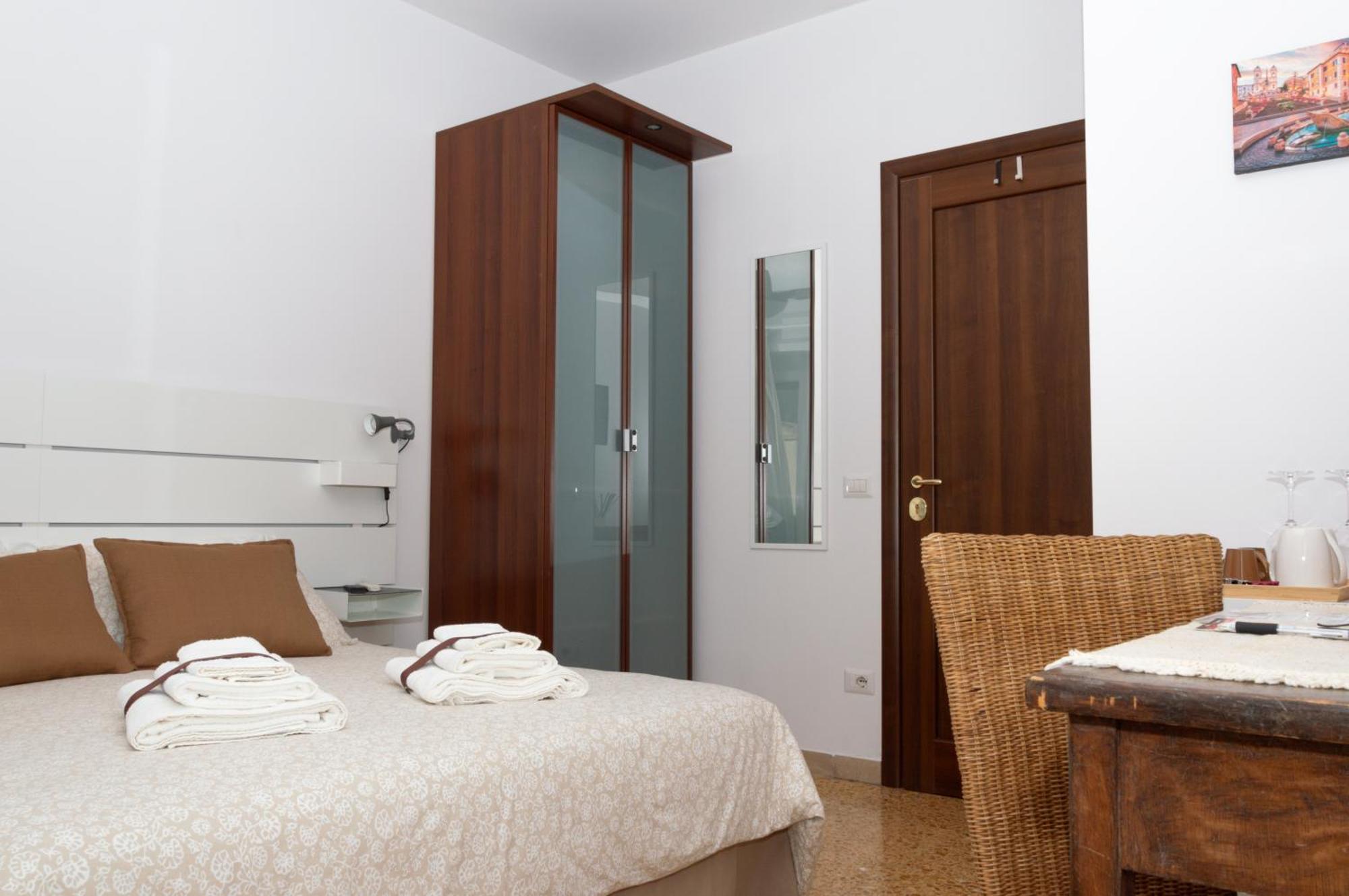 Testaccio Xix-Xxv Bed And Breakfast ローマ エクステリア 写真